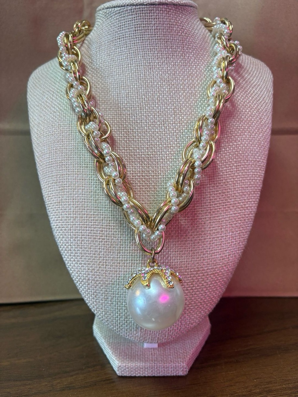Gold Chain Pearl Pendant Necklace - Women Jewelry